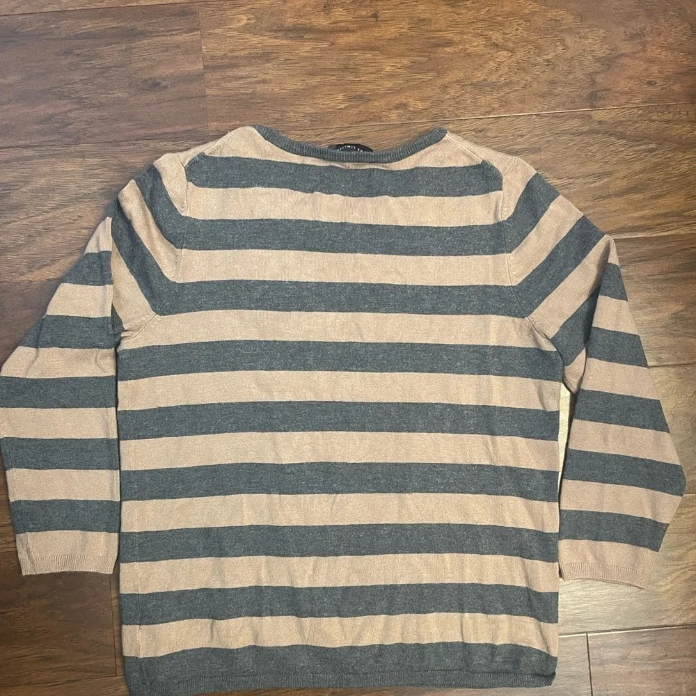 The Limited Striped Sweater Size XS - Picture 4 of 4